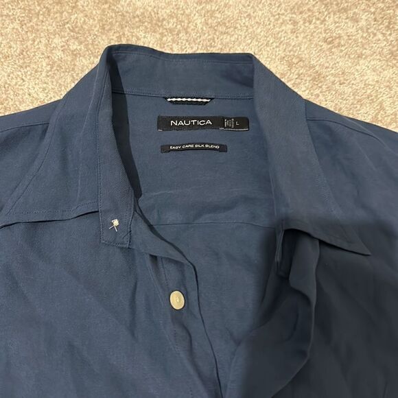 Men’s blue button down- NAUTICA - Picture 2 of 3